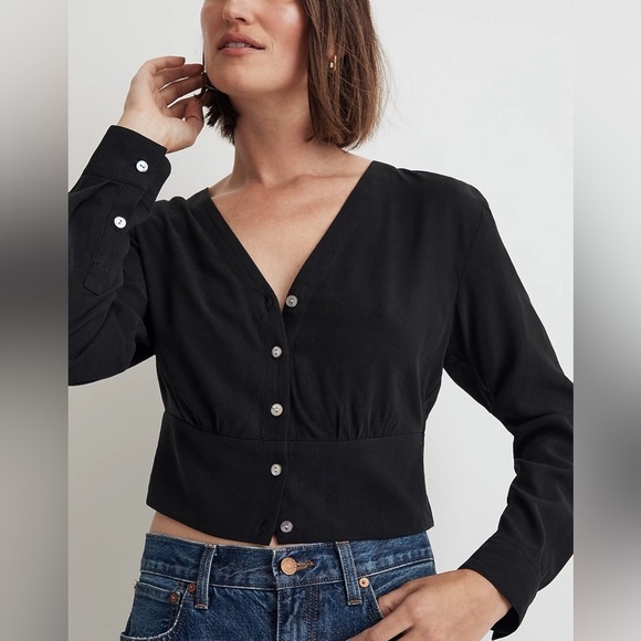 Madewell V-Neck Button-Front Shirt - Picture 5 of 12
